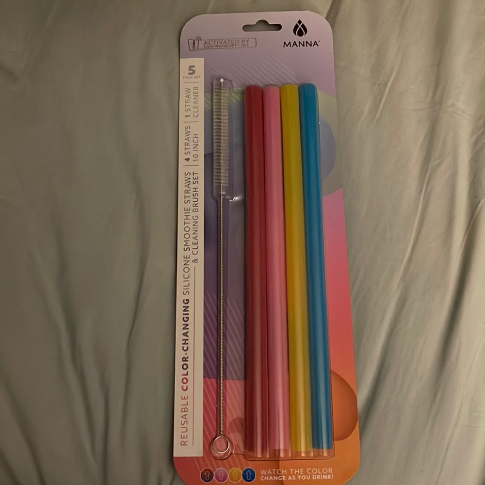 Manna reusable color changing silicone smoothie straws